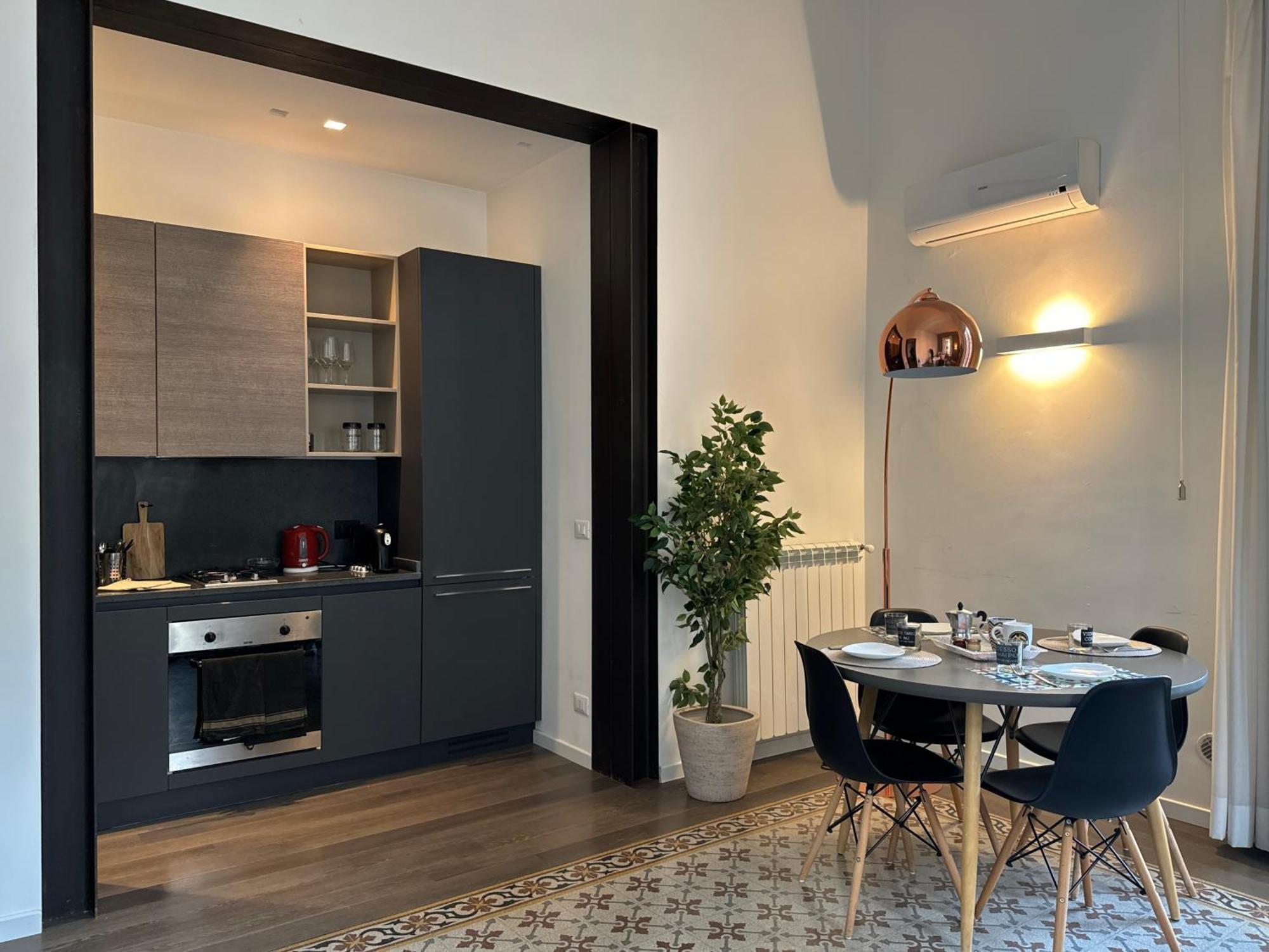 Victoria'S Apartment Палермо Екстериор снимка